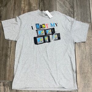 NWT MTV Gray T-Shirt with Retro Graphic